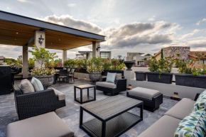 Casa Coronado, 6BR Luxury Home in Ventanas Golf Resort